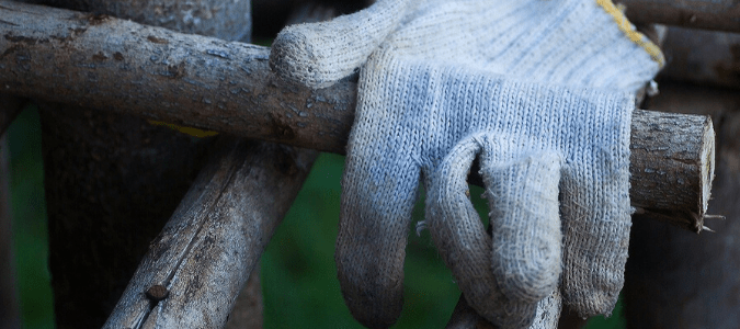 blue gardening gloves