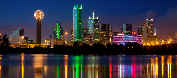 Dallas' skyline at night