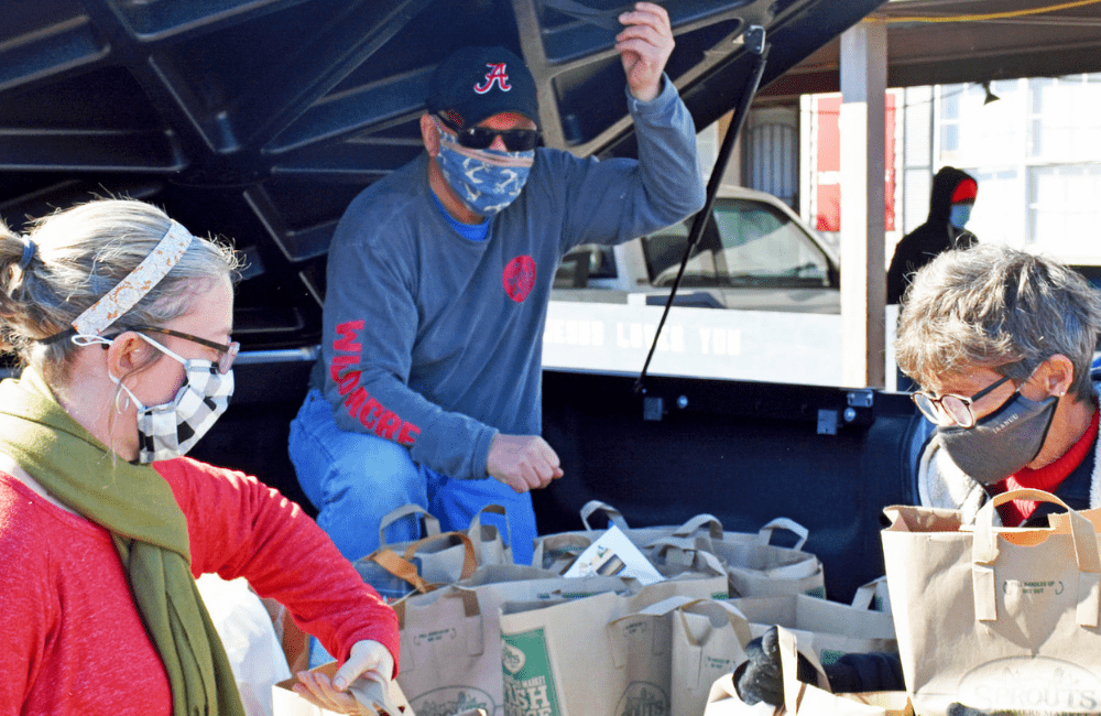 ABC volunteers at a Mission Arlington Food Drive