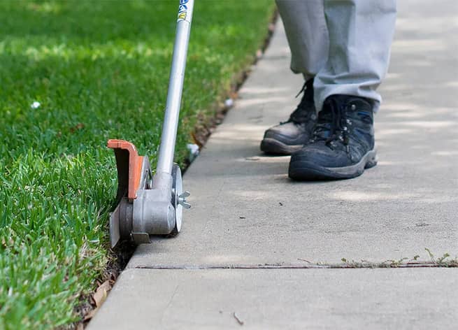 ABC lawn care service in Houston
