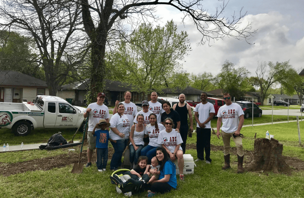 a group of ABC employees volunteering